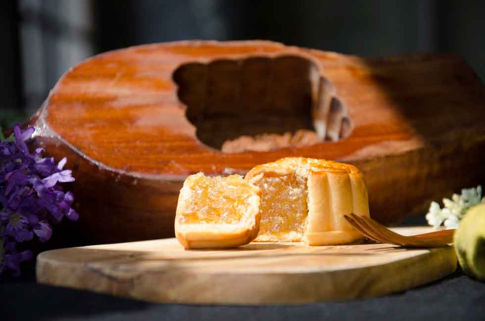 A Box of 12 Pineapple Small Mooncakes, Perfect for Mid-Autumn Festival